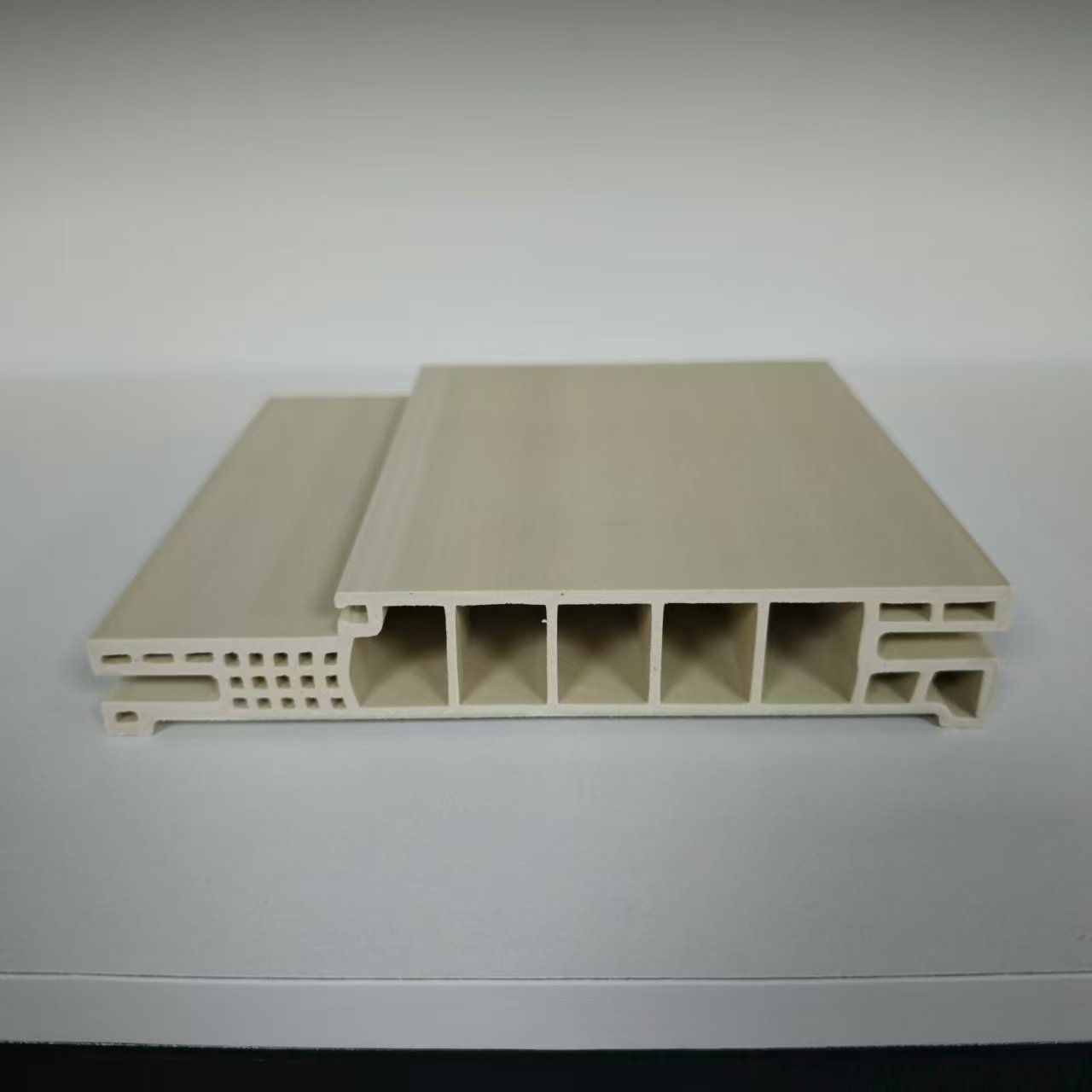 100/140/180/220mm A-tyypin WPC-oven karmi 40mm/45mm paneelille